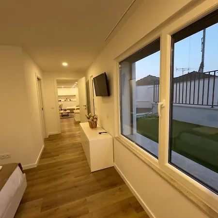 5 Min Walk To Sanctuary - Elegant Fatima