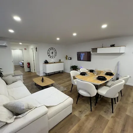 5 Min Walk To Sanctuary - Elegant Feriehus *